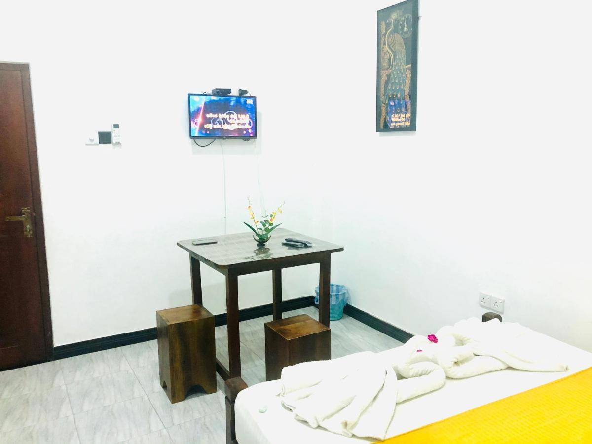 نيجومبو Freedom Inn المظهر الخارجي الصورة