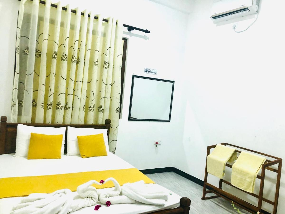 نيجومبو Freedom Inn المظهر الخارجي الصورة
